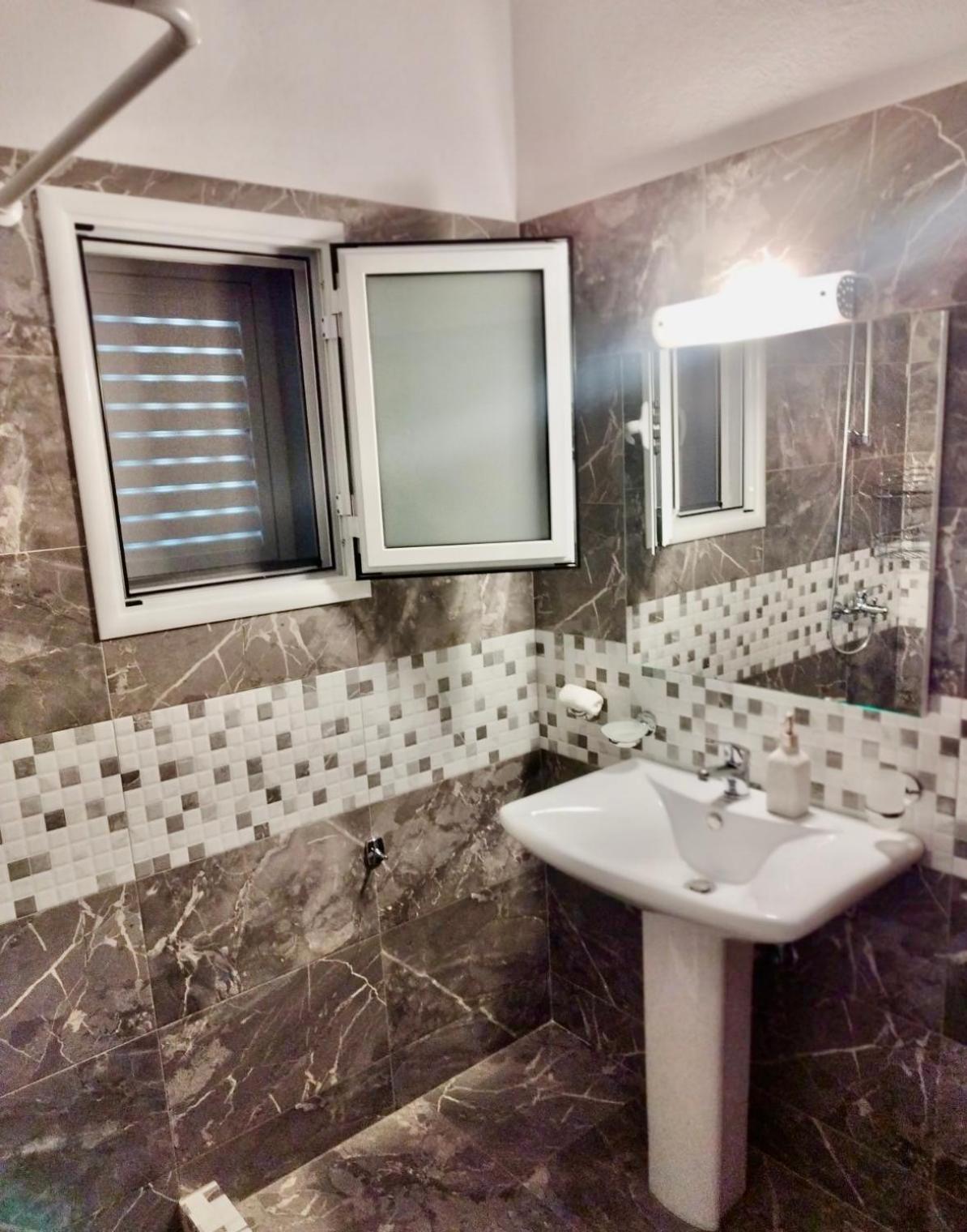 Dagos Rooms Dhermi Bagian luar foto