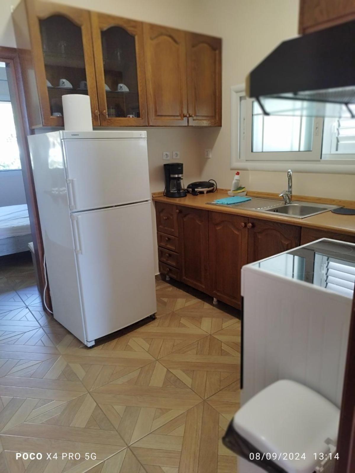Dagos Rooms Dhermi Bagian luar foto