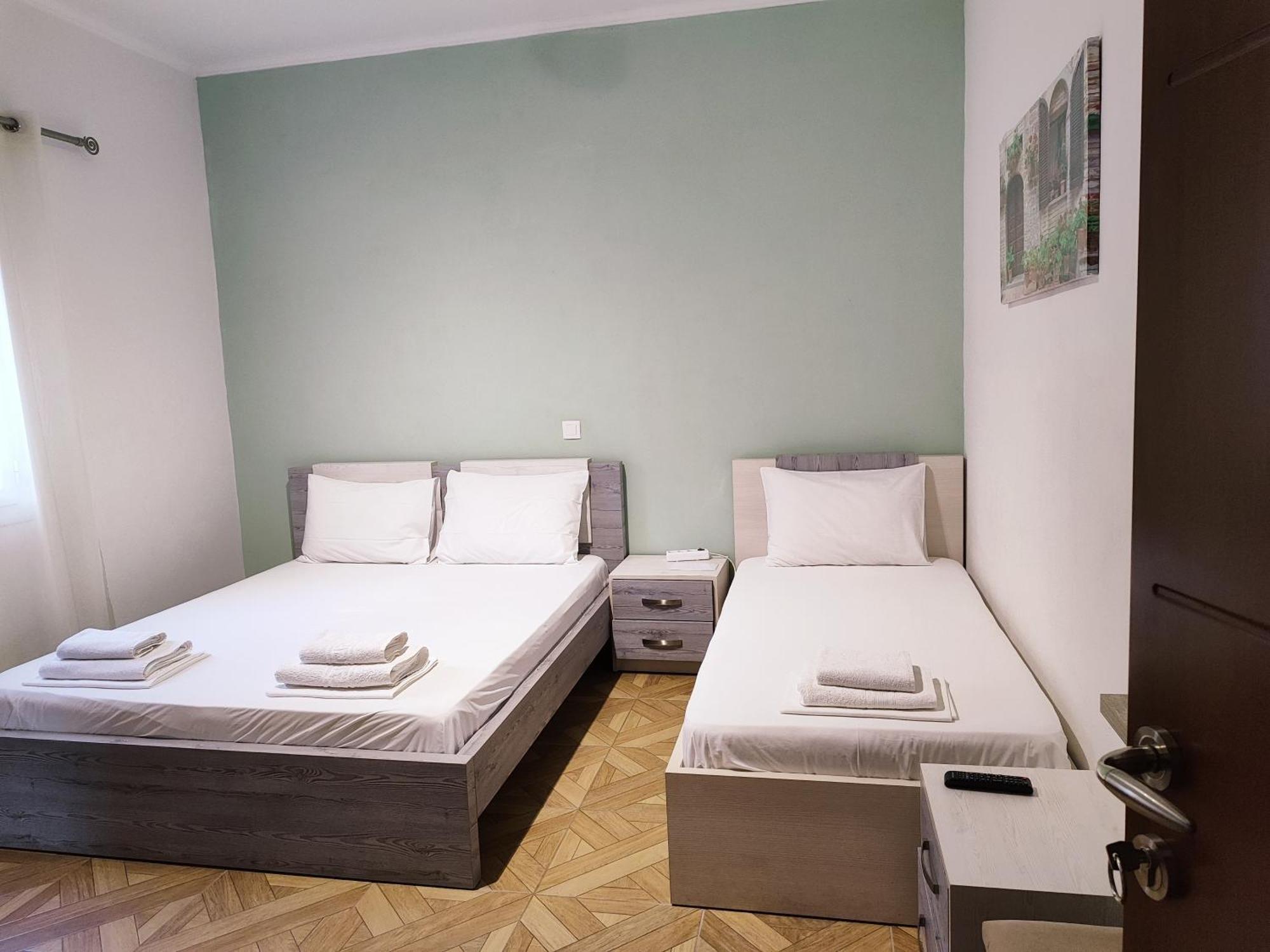 Dagos Rooms Dhermi Bagian luar foto
